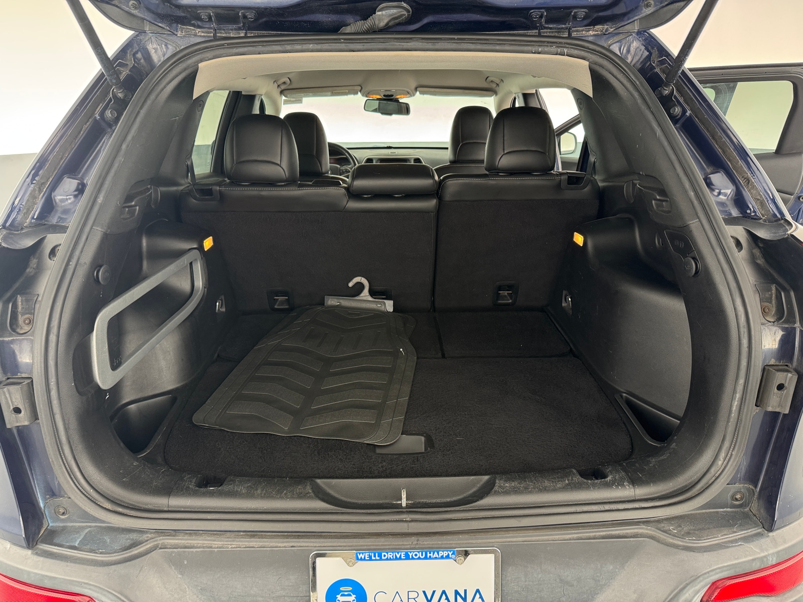 Thumbnail: 2015 Jeep Cherokee - 6