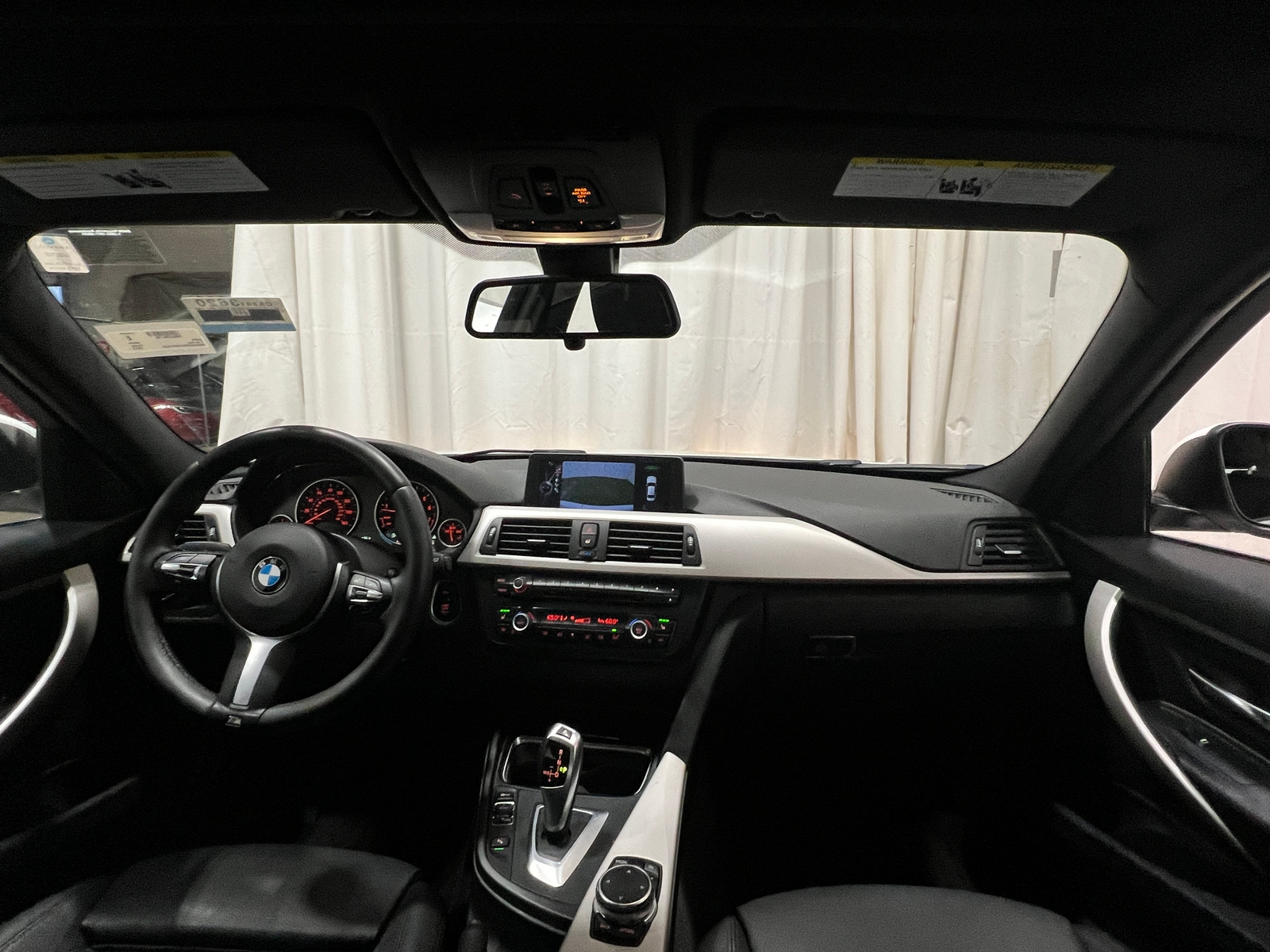 Thumbnail: 2015 BMW 3 Series - 2