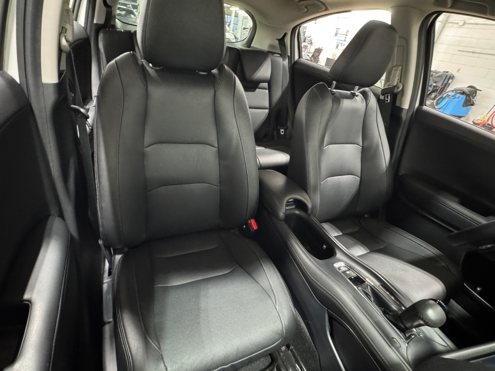 Thumbnail: 2022 Honda HR-V - 2