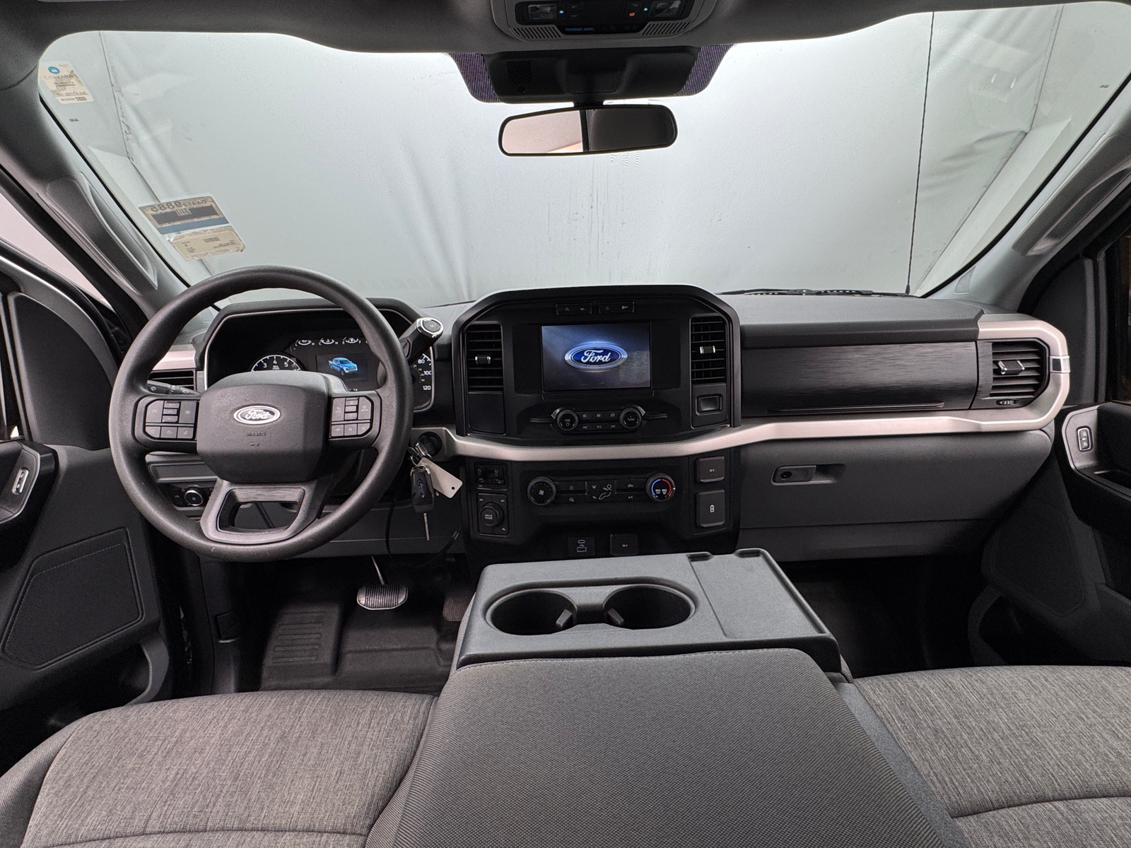 Thumbnail: 2021 Ford Econoline - 3