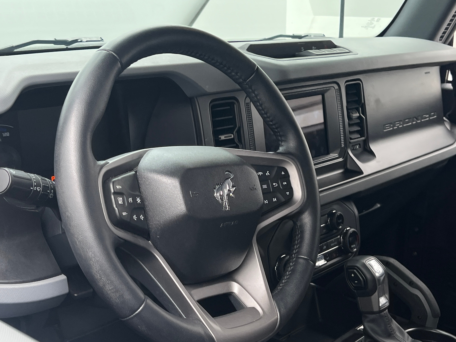 Thumbnail: 2023 Ford Bronco - 5