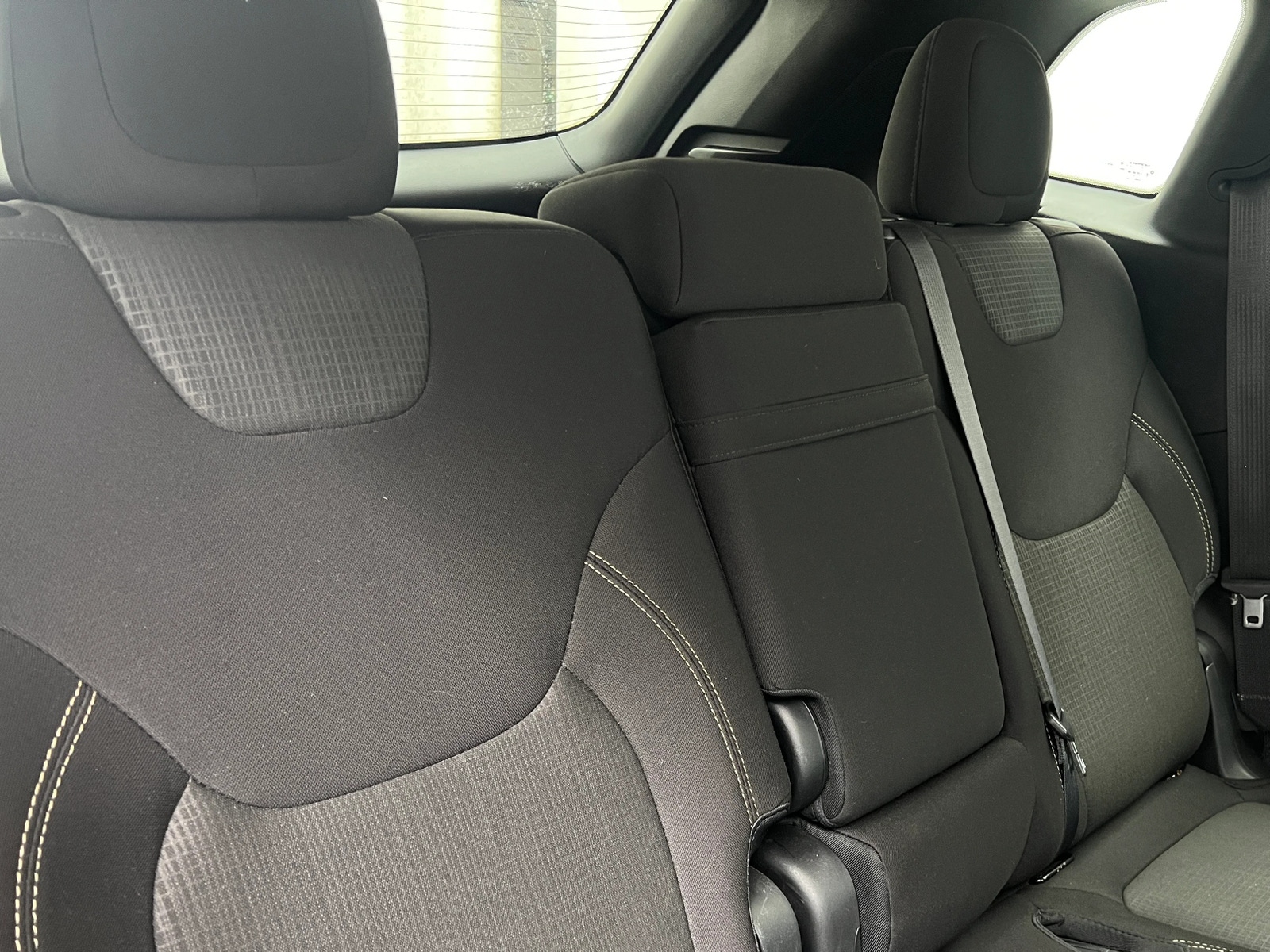 Thumbnail: 2017 Jeep Cherokee - 6