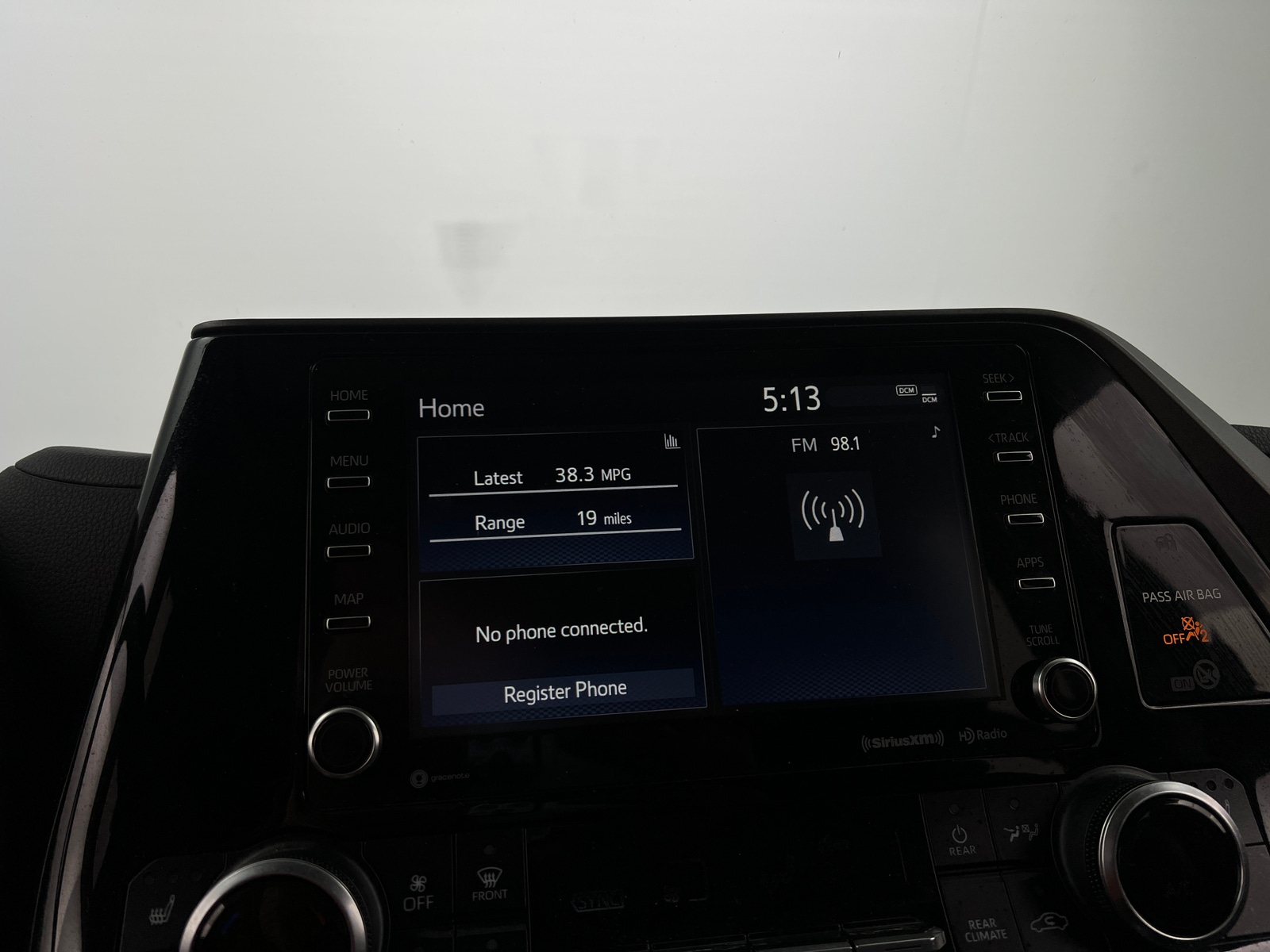 Thumbnail: 2022 Toyota Highlander - 3