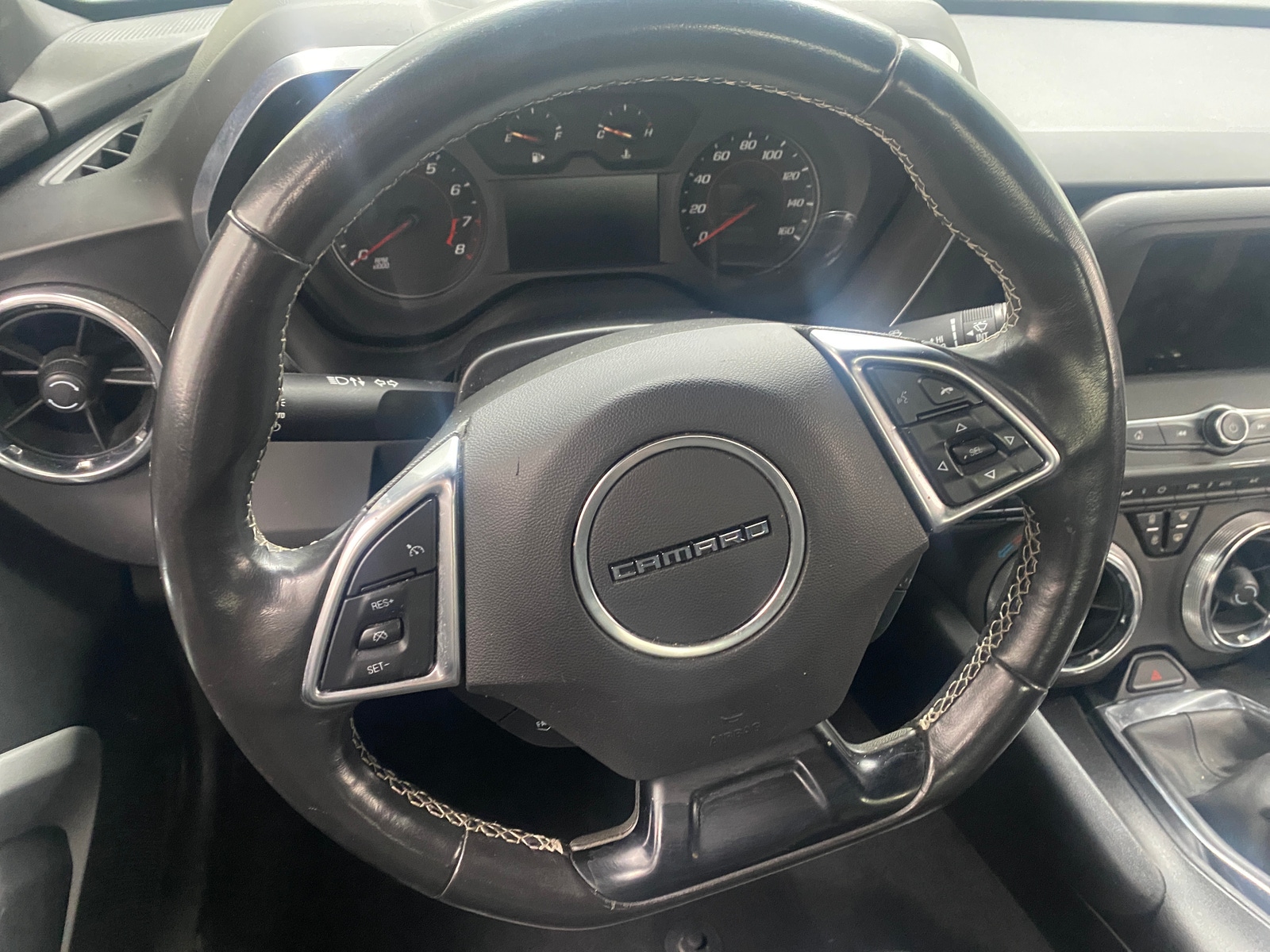 Thumbnail: 2019 Chevrolet Camaro - 3