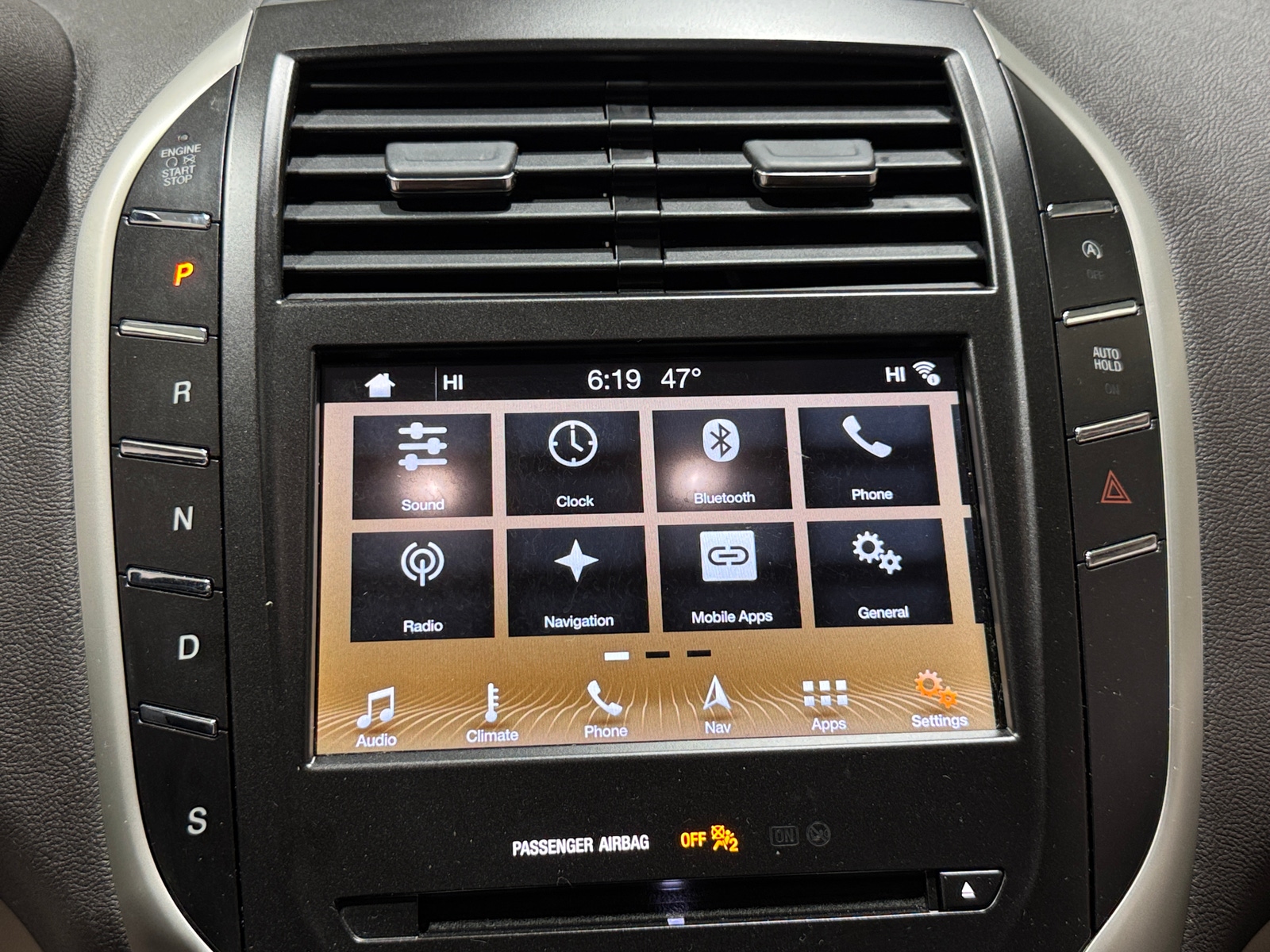 Thumbnail: 2019 Lincoln MKC - 3