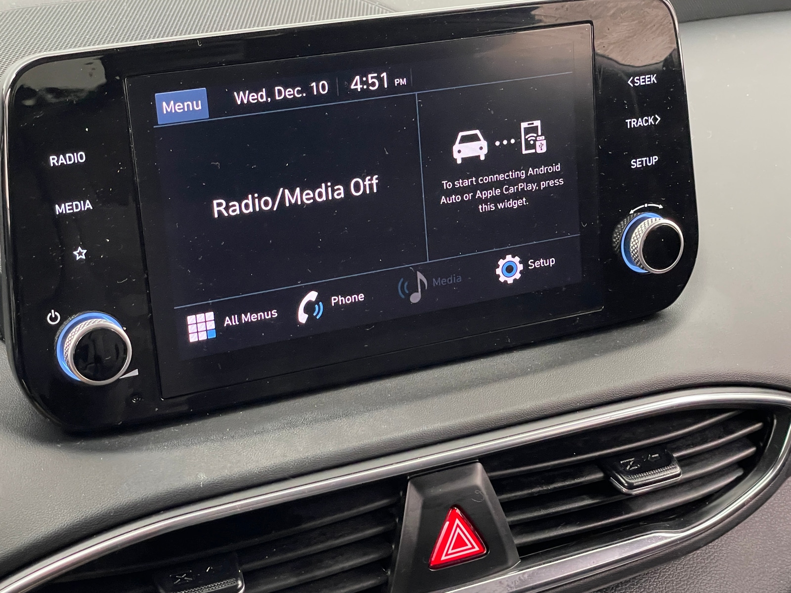 Thumbnail: 2023 Hyundai Santa Fe - 4