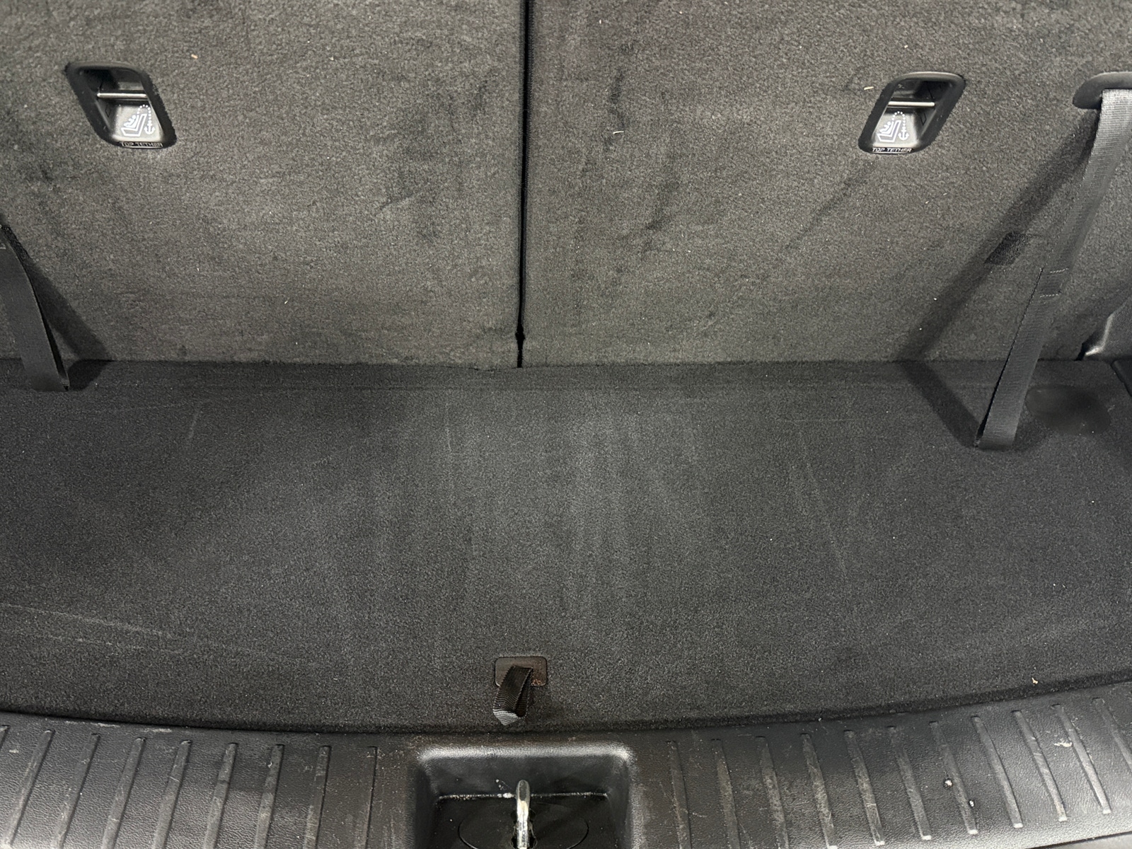 Thumbnail: 2023 Kia Sorento - 7