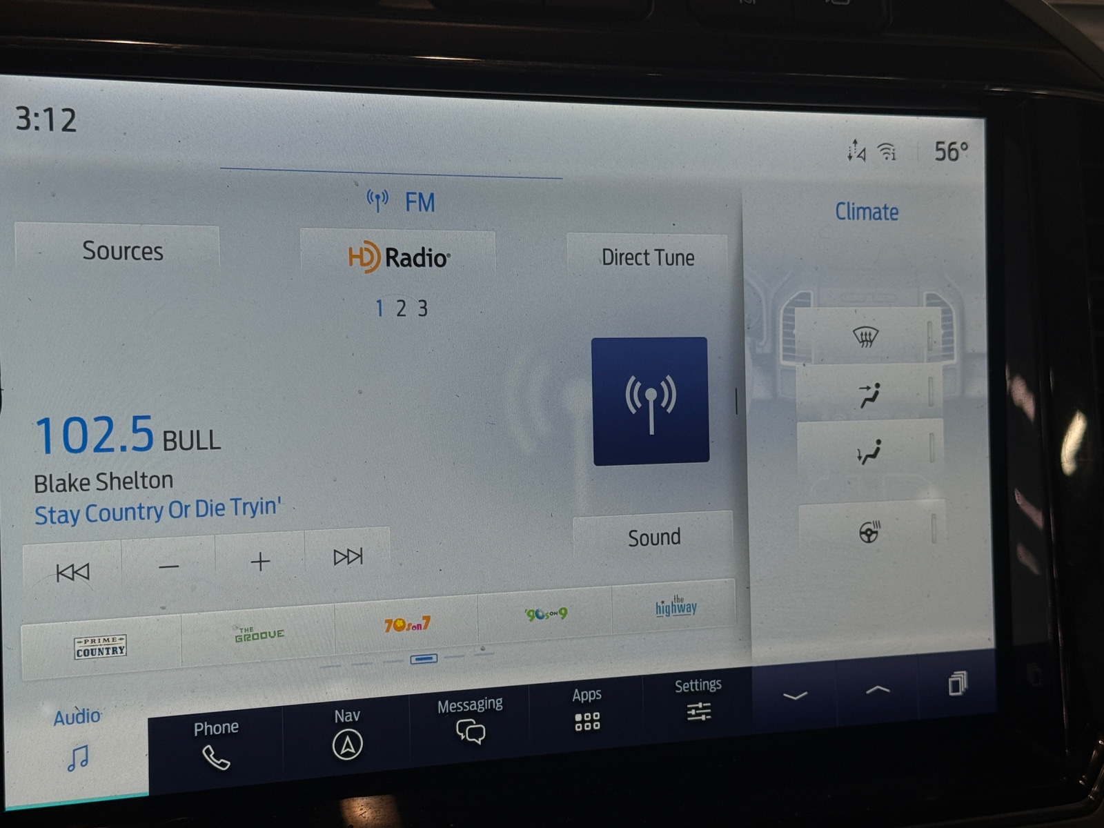 Thumbnail: 2022 Ford Econoline - 3