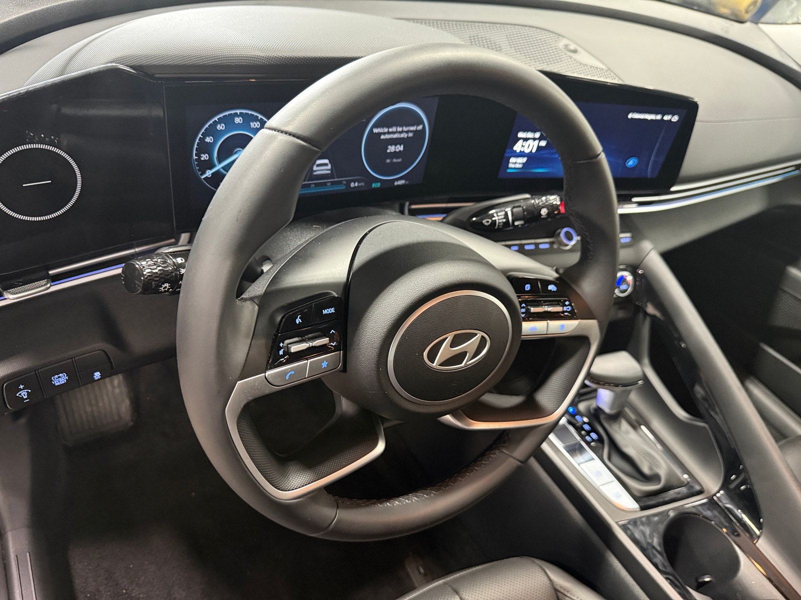 Thumbnail: 2025 Hyundai Elantra - 4