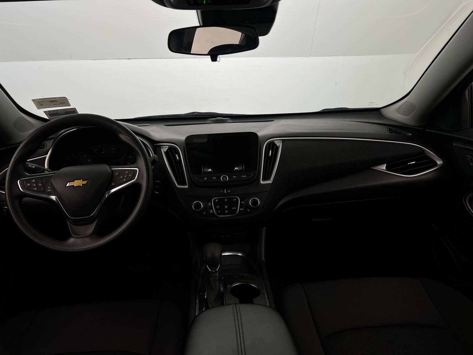 Thumbnail: 2025 Chevrolet Malibu - 3