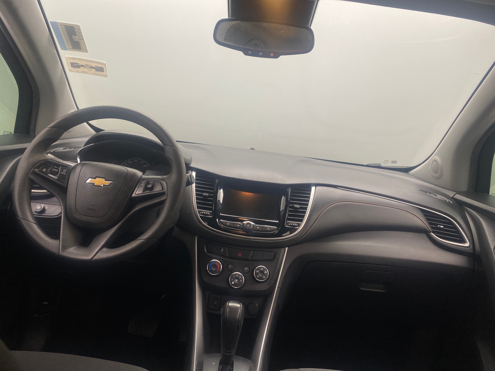 Thumbnail: 2022 Chevrolet Trax - 3