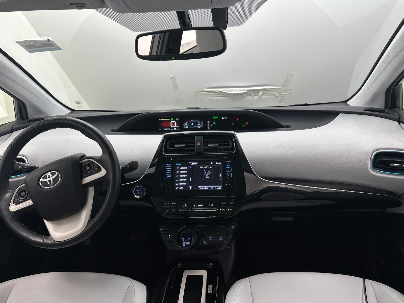 Thumbnail: 2016 Toyota Prius - 3