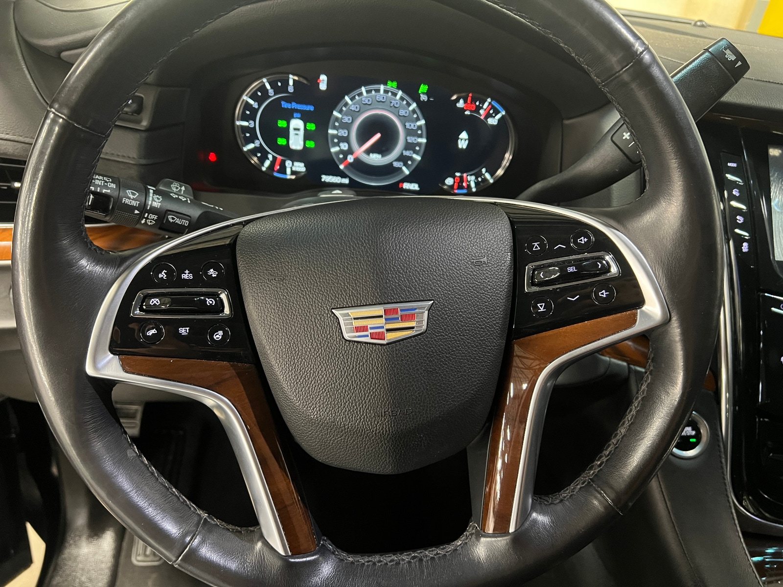 Thumbnail: 2018 Cadillac Escalade - 4