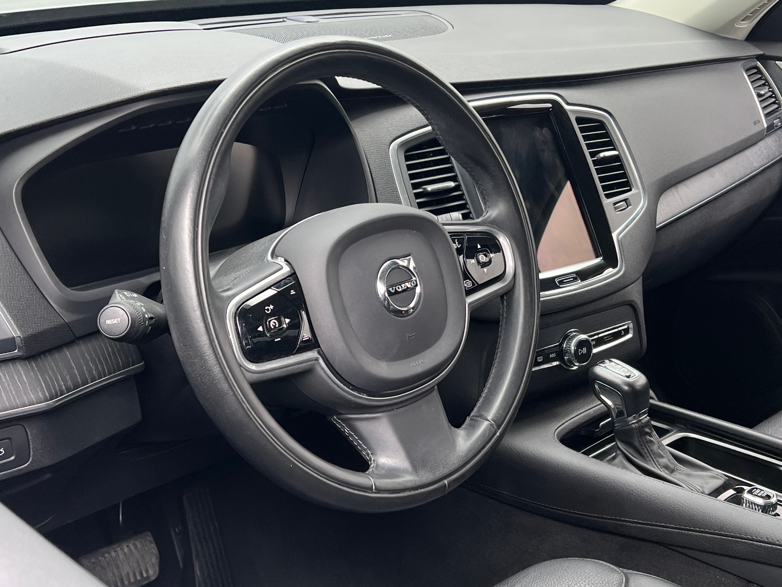 Thumbnail: 2020 Volvo XC90 - 4