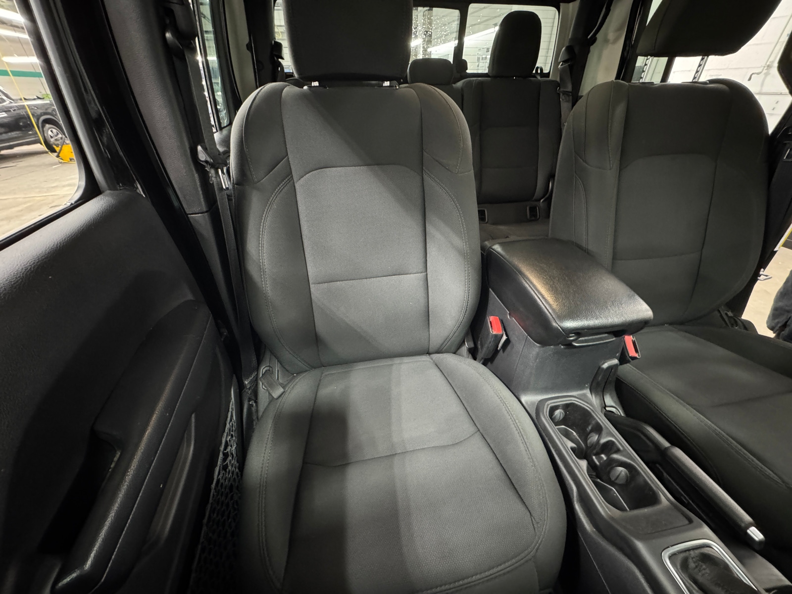 Thumbnail: 2021 Jeep Gladiator - 2