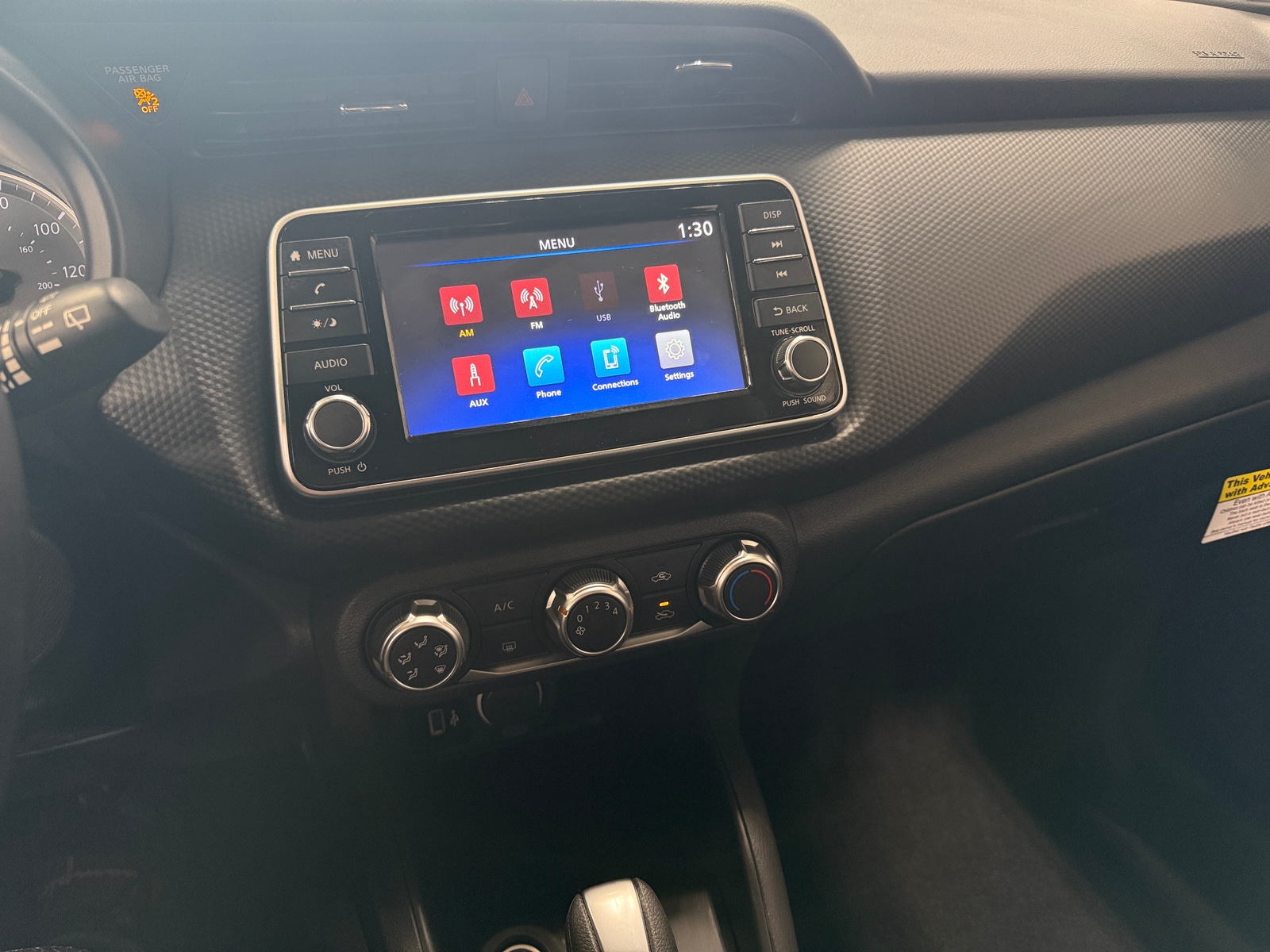 Thumbnail: 2025 Nissan Kicks - 4