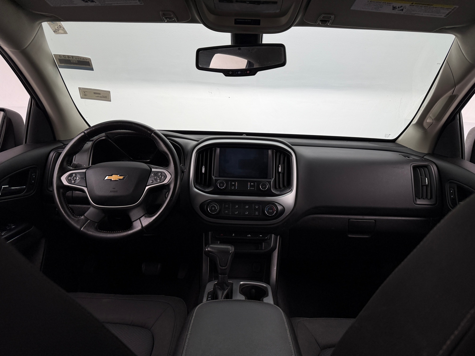 Thumbnail: 2021 Chevrolet Colorado - 3