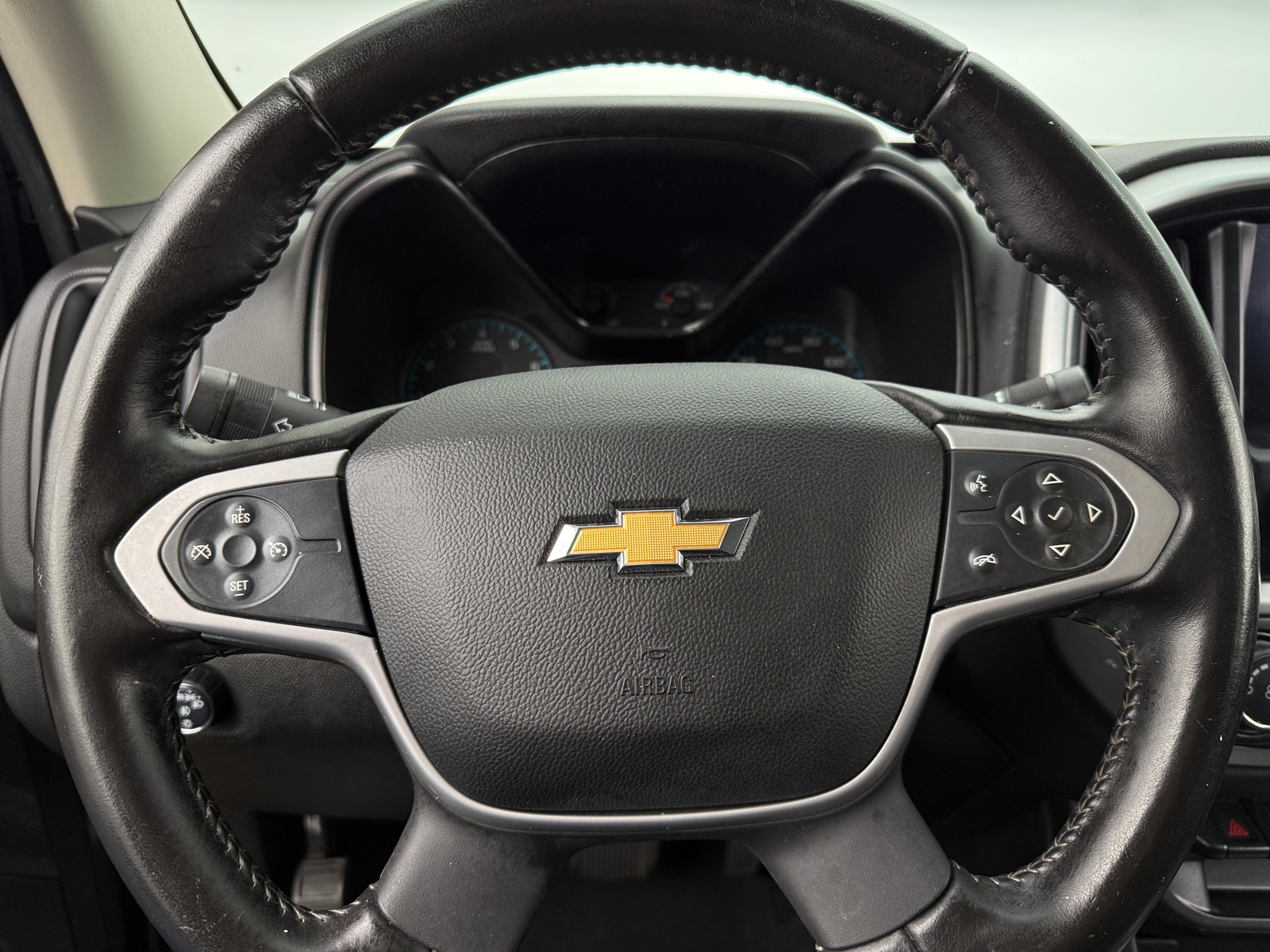 Thumbnail: 2021 Chevrolet Colorado - 5