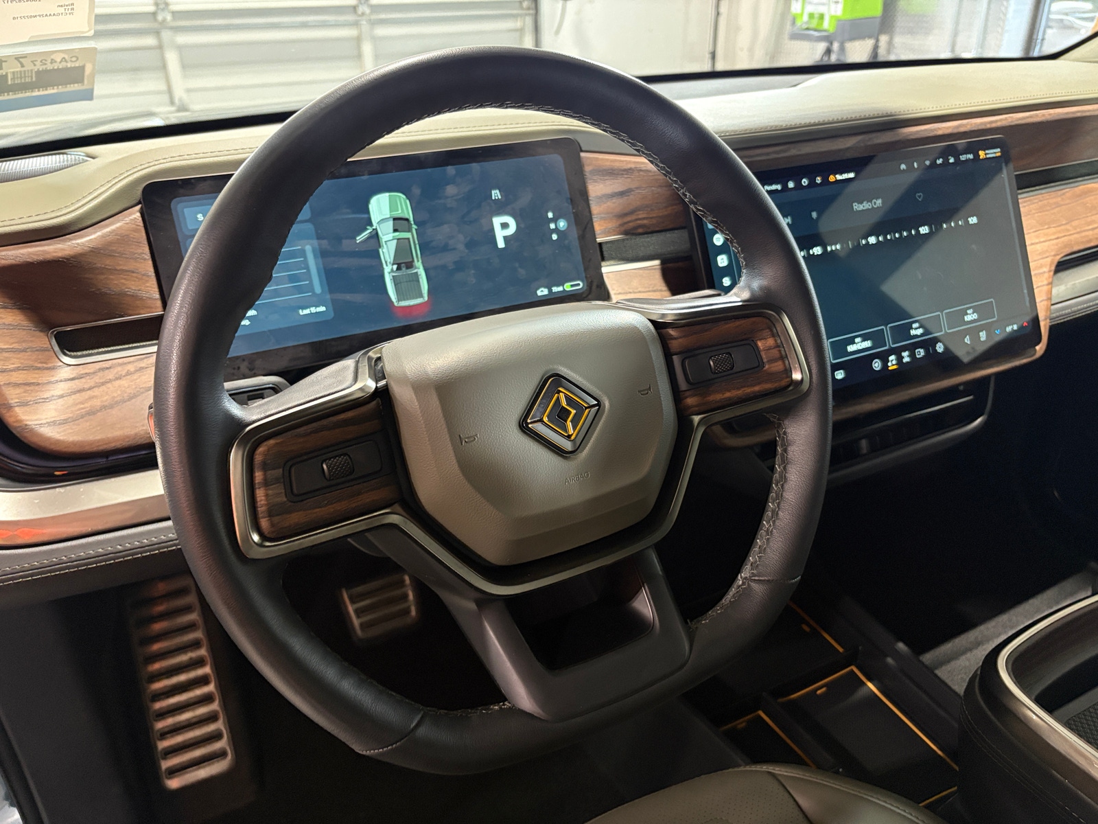 Thumbnail: 2023 Rivian R1T - 4