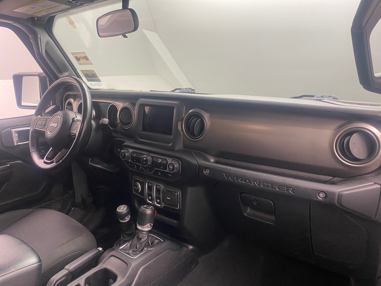 Thumbnail: 2020 Jeep Wrangler - 3