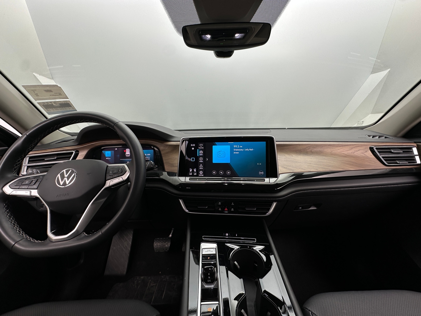 Thumbnail: 2025 Volkswagen Atlas - 2