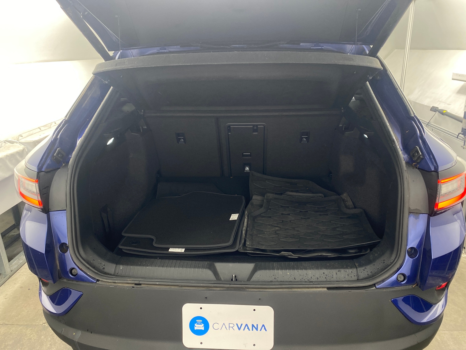 Thumbnail: 2021 Volkswagen ID.4 - 6