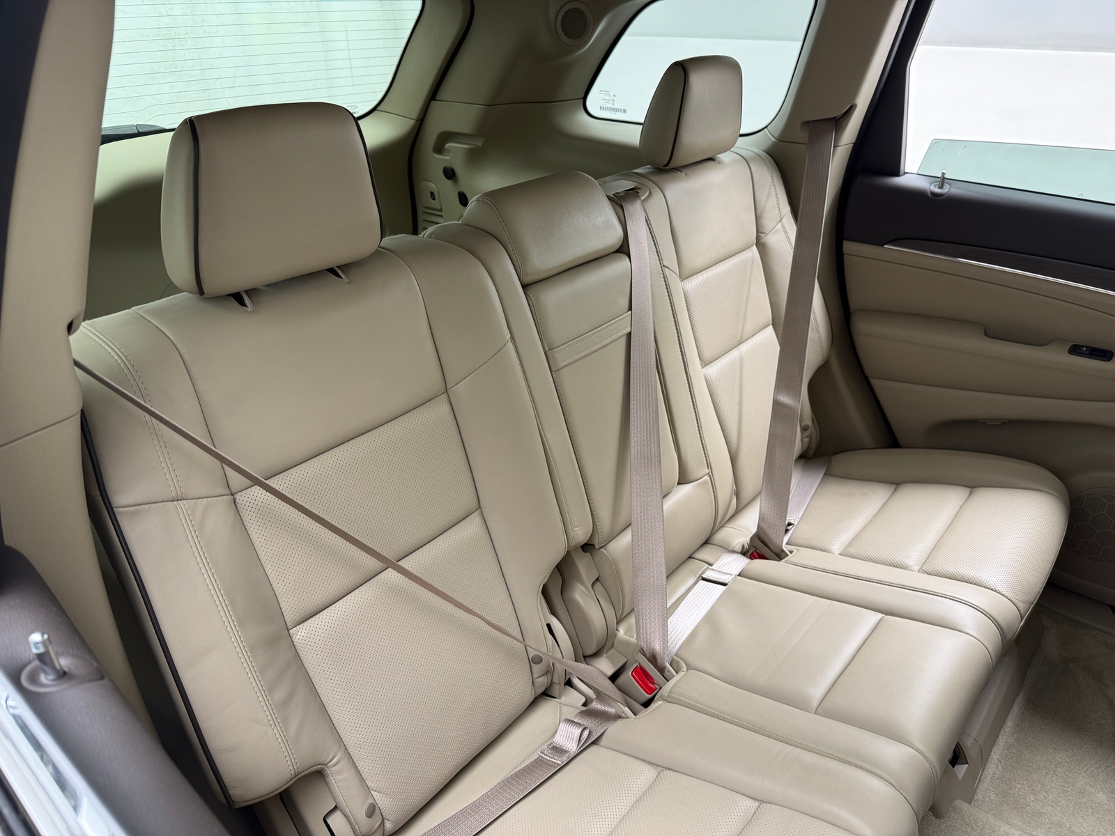 Thumbnail: 2015 Jeep Grand Cherokee - 6