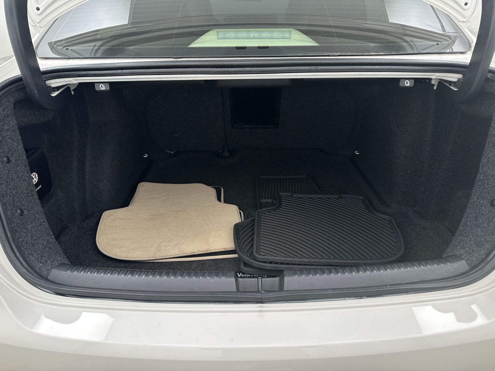 Thumbnail: 2013 Volkswagen Jetta - 6