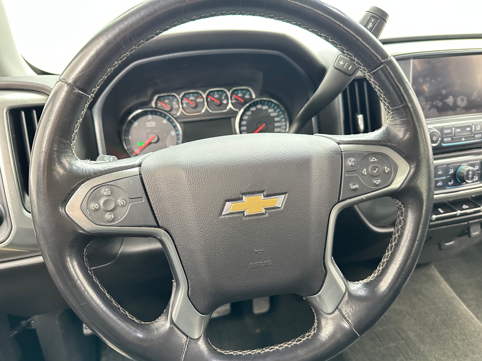 Thumbnail: 2018 Chevrolet Silverado 1500 - 5