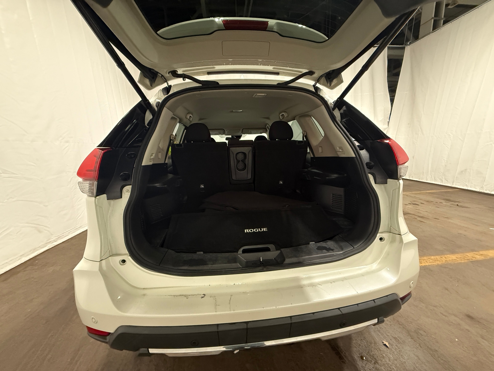 Thumbnail: 2019 Nissan Rogue - 7