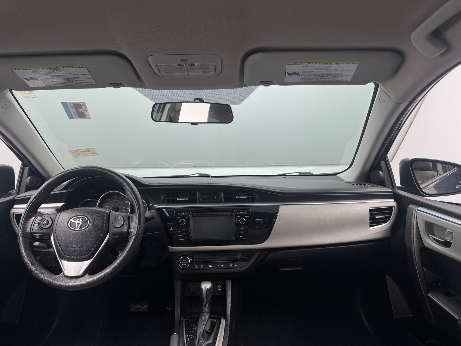 Thumbnail: 2015 Toyota Corolla - 3