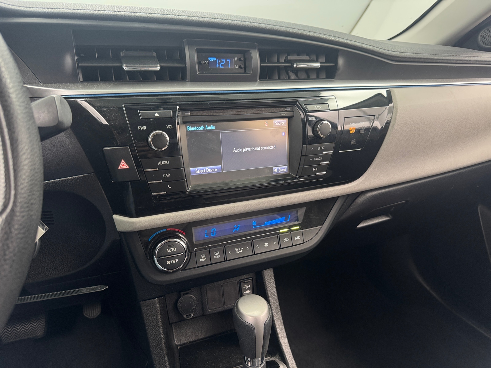 Thumbnail: 2015 Toyota Corolla - 4