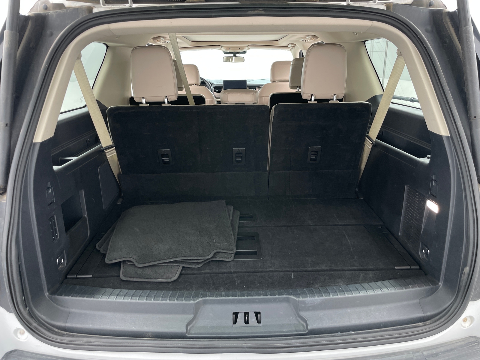 Thumbnail: 2024 Ford Expedition MAX - 6