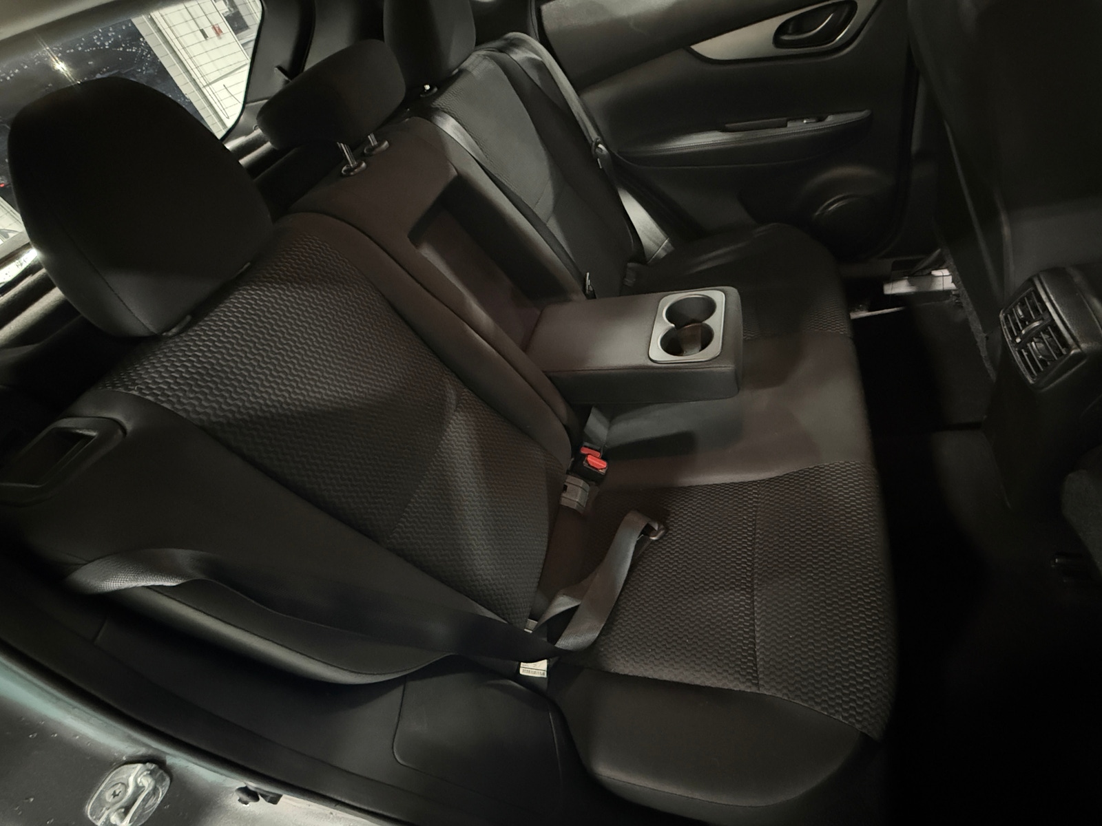 Thumbnail: 2018 Nissan Rogue Sport - 6