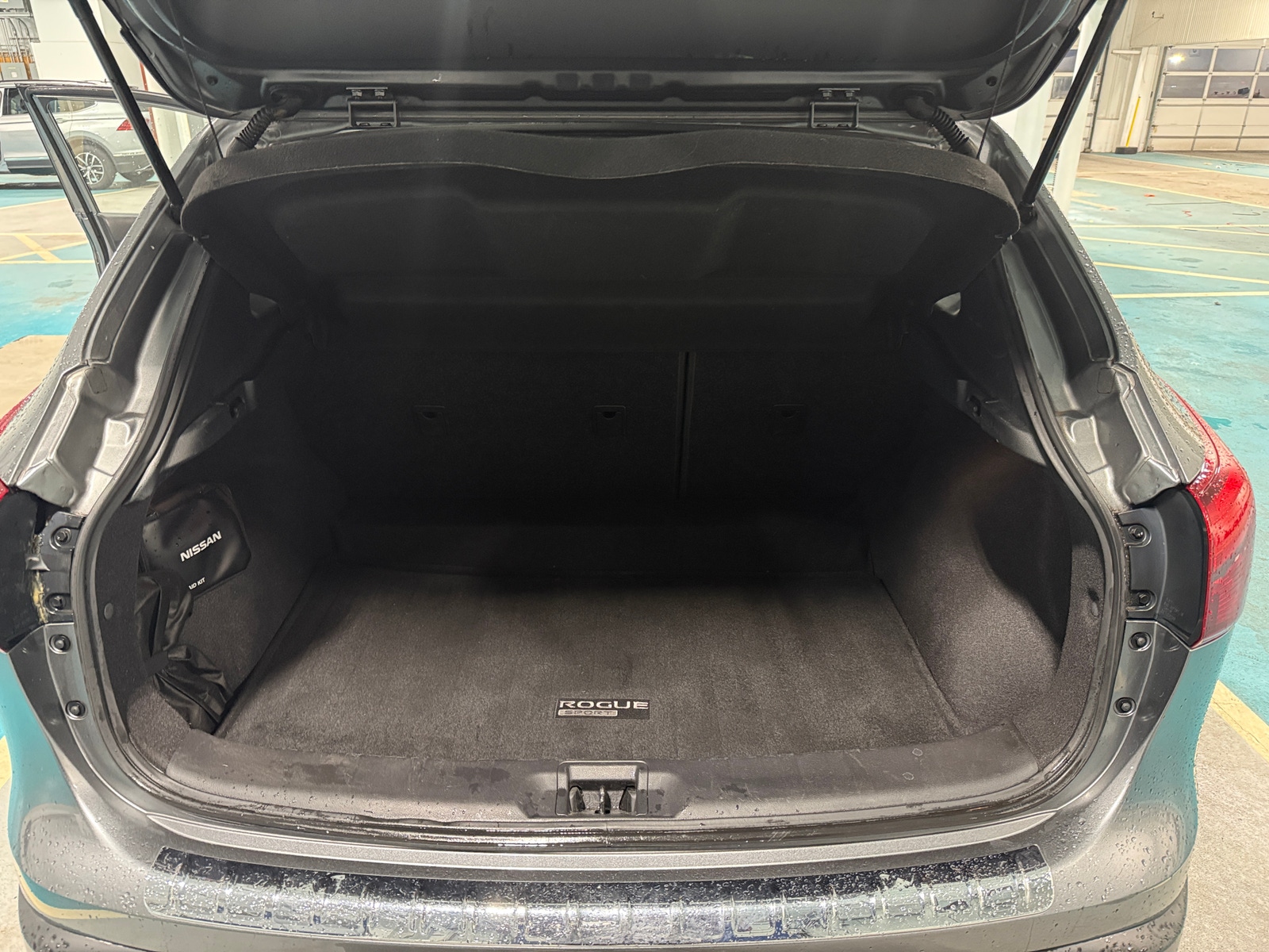 Thumbnail: 2018 Nissan Rogue Sport - 7