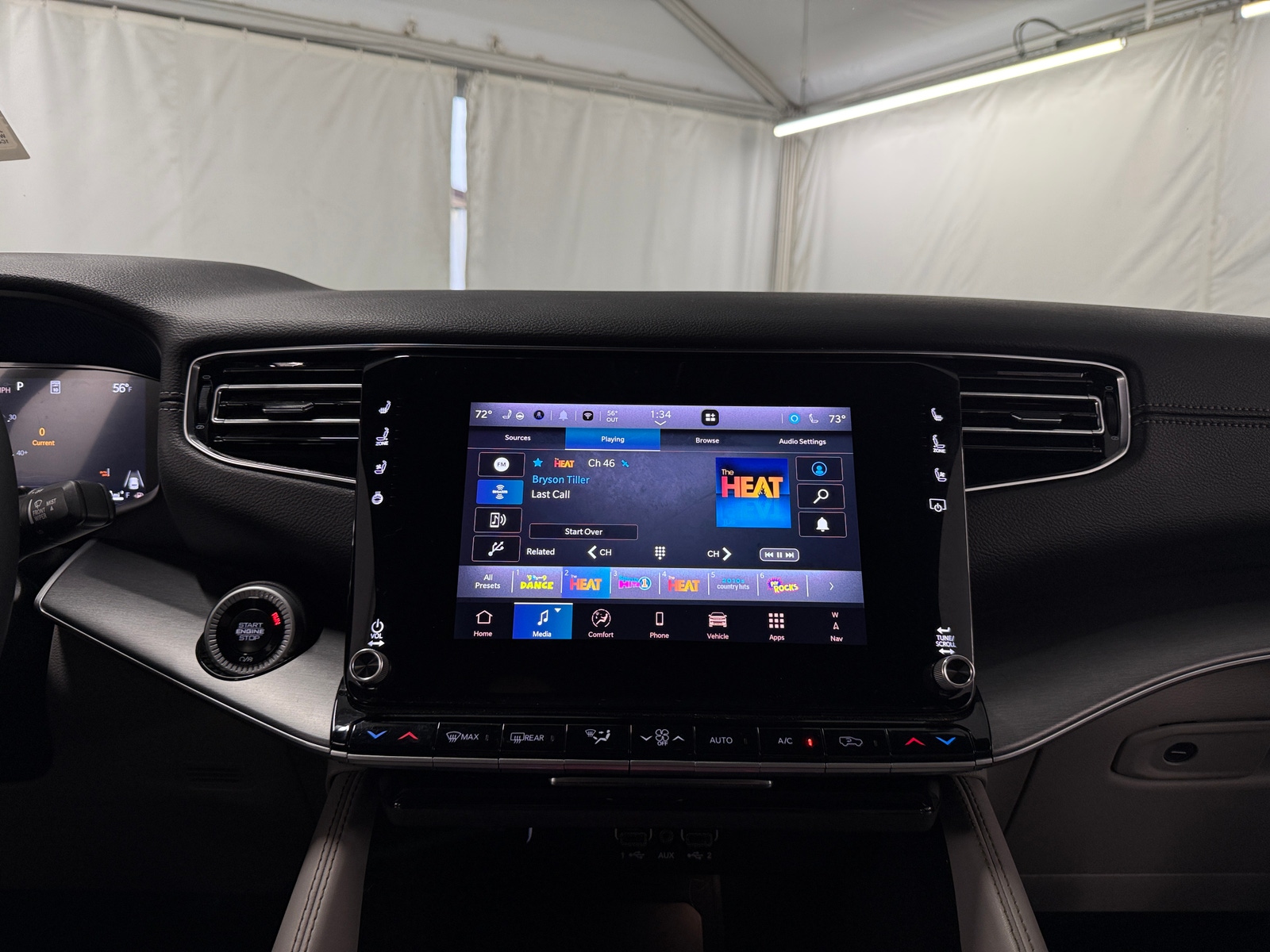 Thumbnail: 2025 Jeep Wagoneer - 3