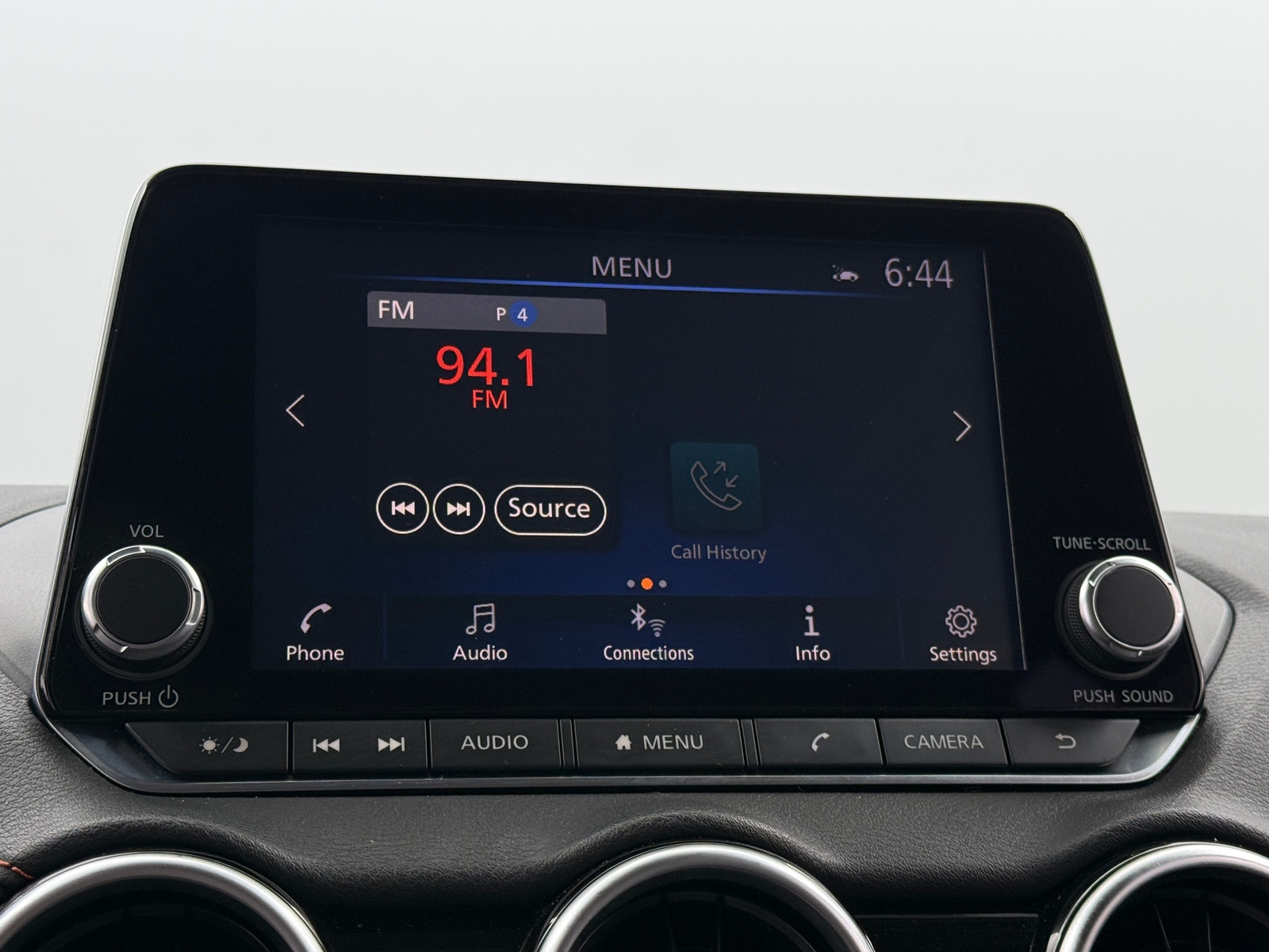 Thumbnail: 2021 Nissan Sentra - 4