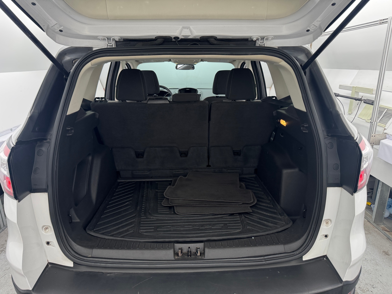 Thumbnail: 2017 Ford Escape - 7