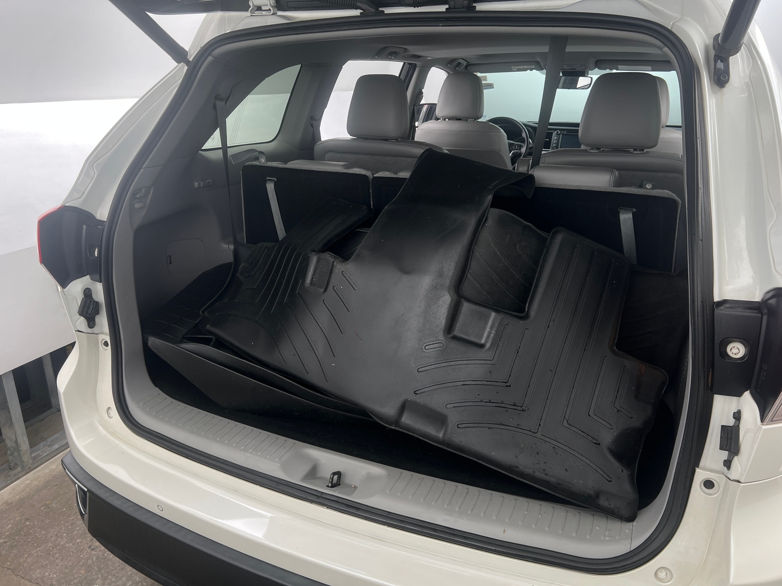 Thumbnail: 2018 Toyota Highlander - 6