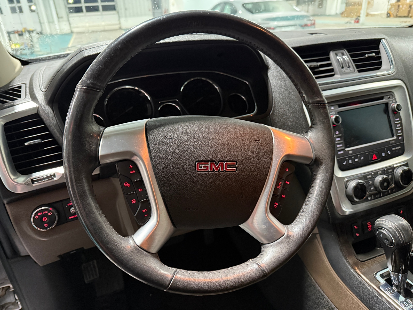 Thumbnail: 2017 GMC Acadia - 4