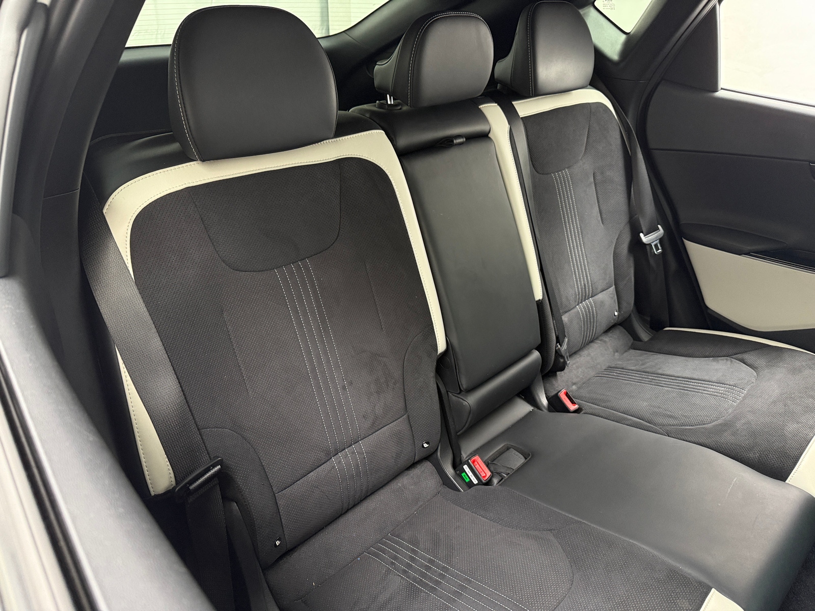 Thumbnail: 2023 Kia EV6 - 5