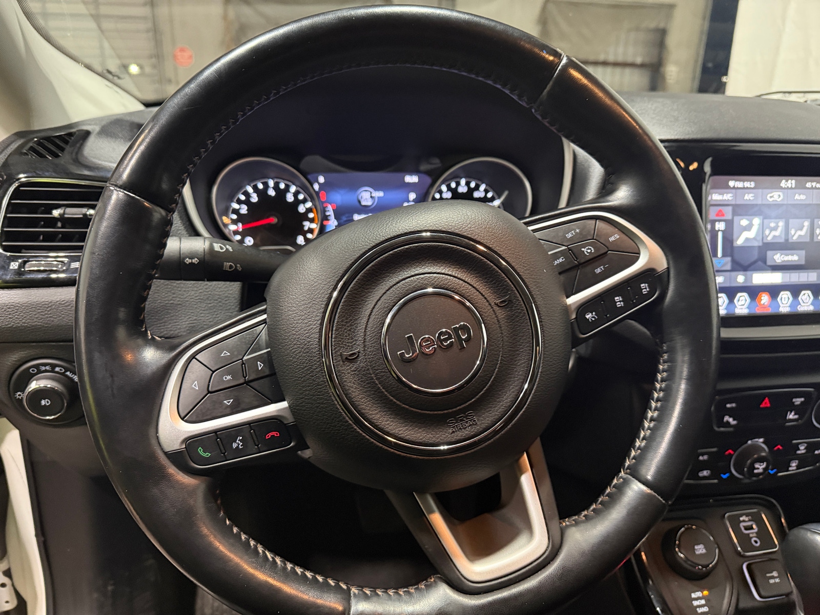 Thumbnail: 2021 Jeep Compass - 4