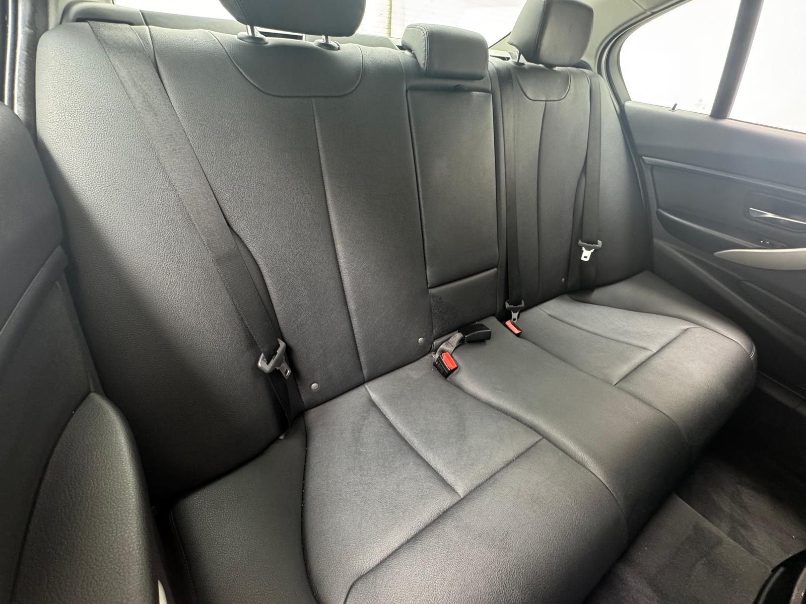 Thumbnail: 2016 BMW 3 Series - 5