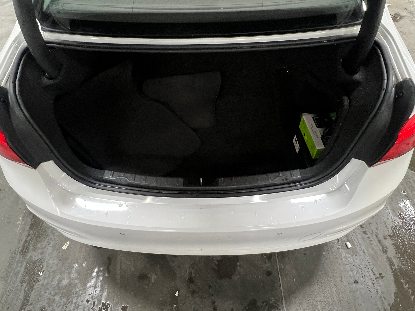 Thumbnail: 2016 BMW 3 Series - 6