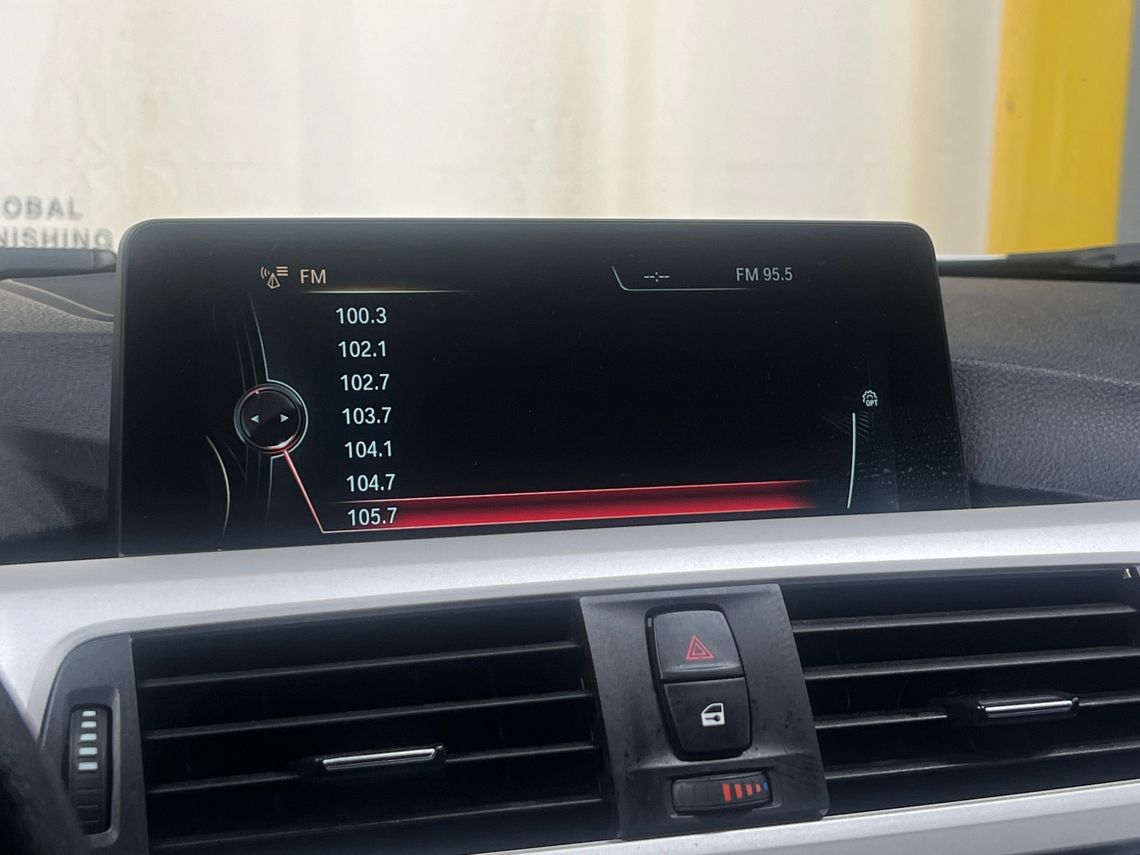 Thumbnail: 2016 BMW 3 Series - 3