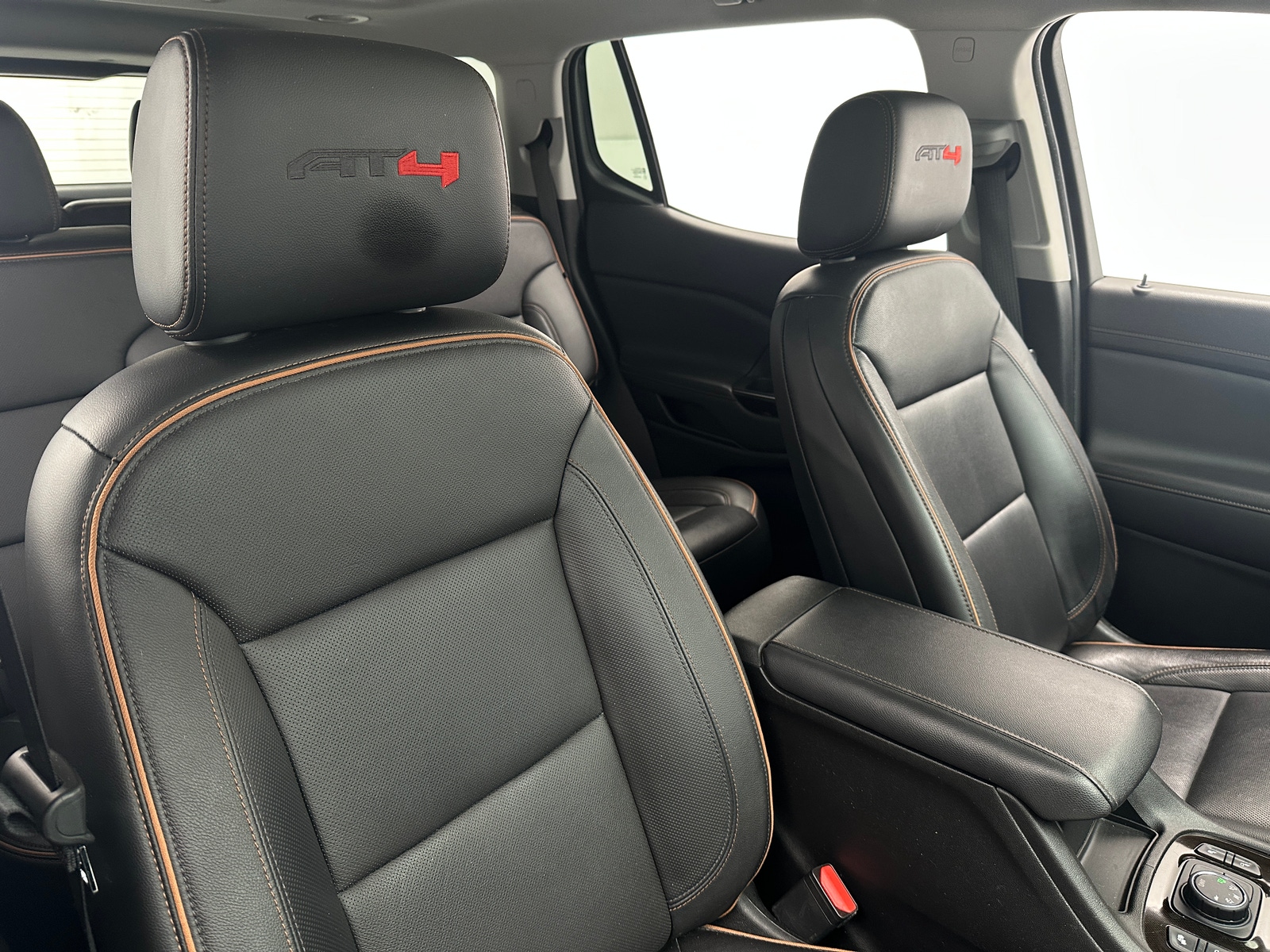 Thumbnail: 2020 GMC Acadia - 2