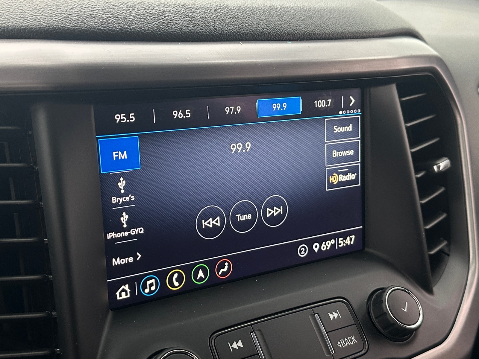 Thumbnail: 2020 GMC Acadia - 4