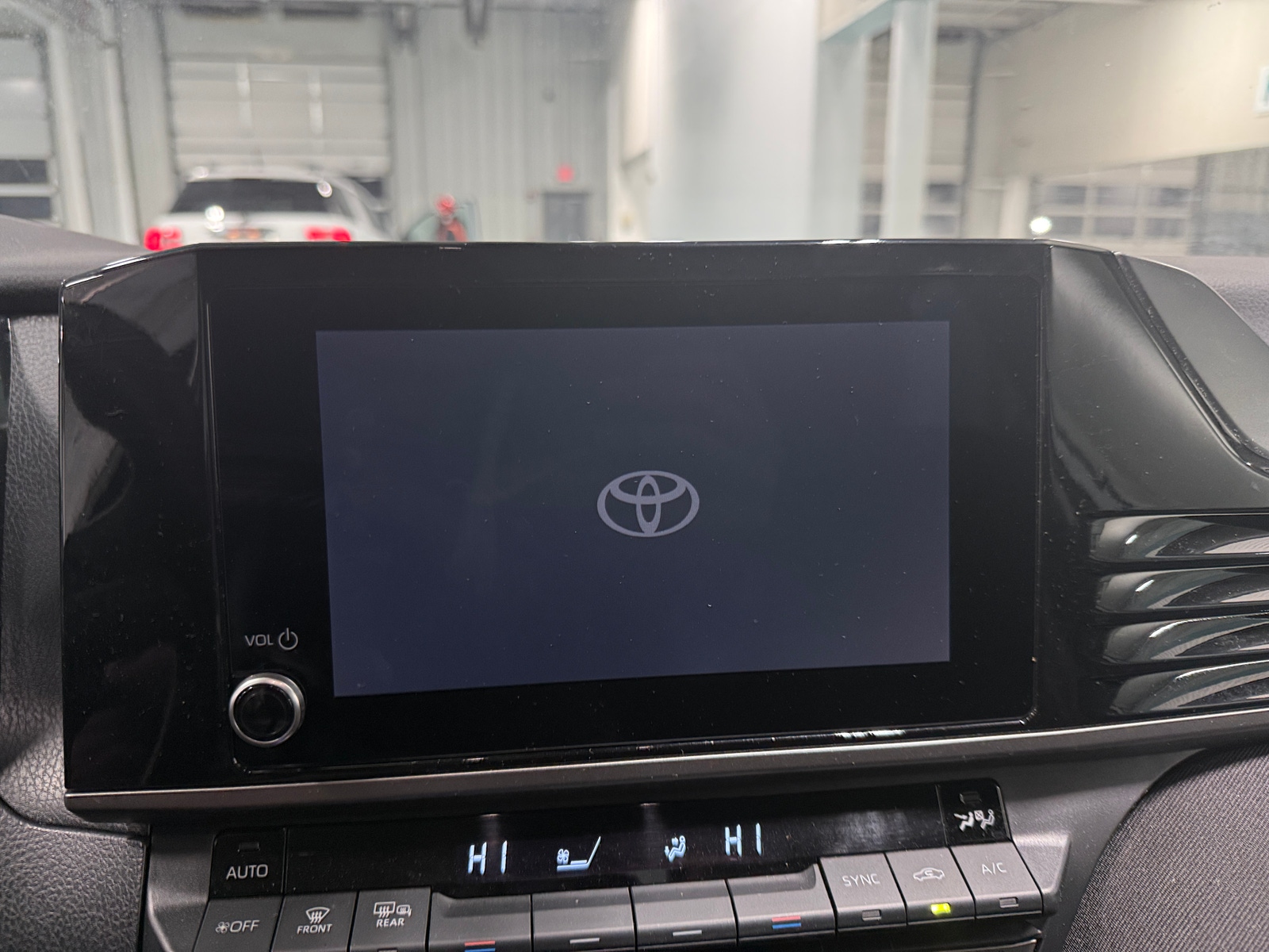 Thumbnail: 2025 Toyota Camry - 4