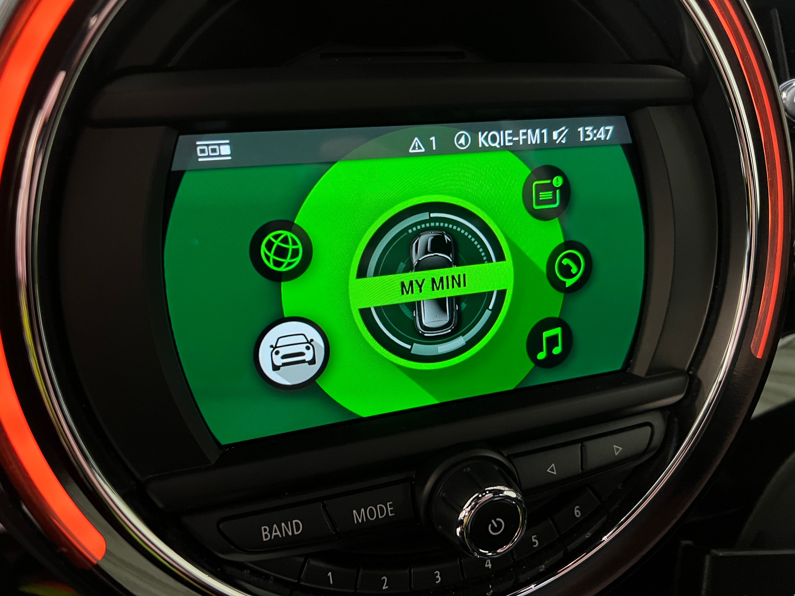 Thumbnail: 2019 MINI Cooper Countryman - 3