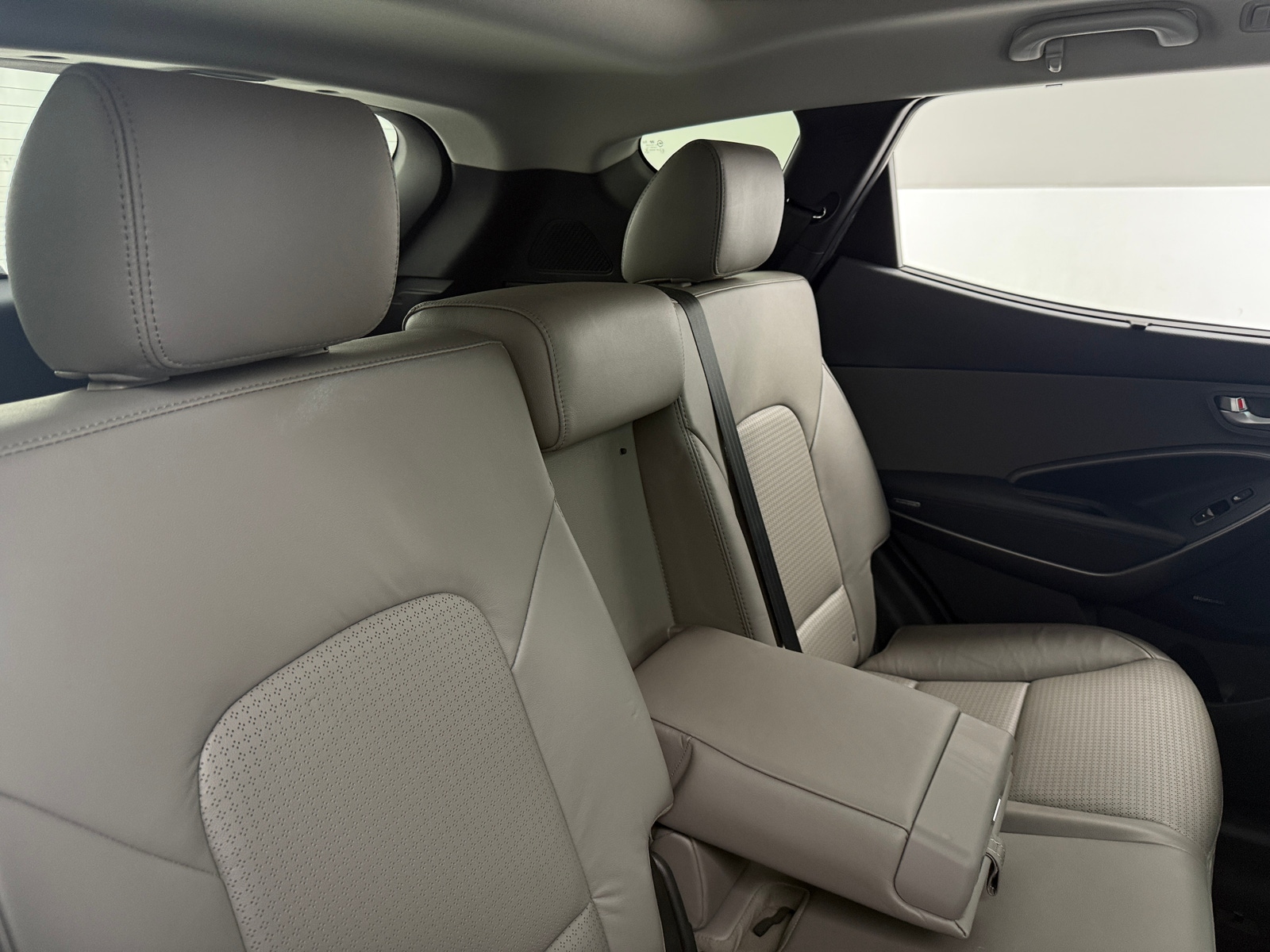 Thumbnail: 2013 Hyundai Santa Fe - 5